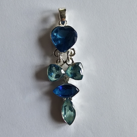 Blue heart pendant and silver tone - Picture 8 of 8
